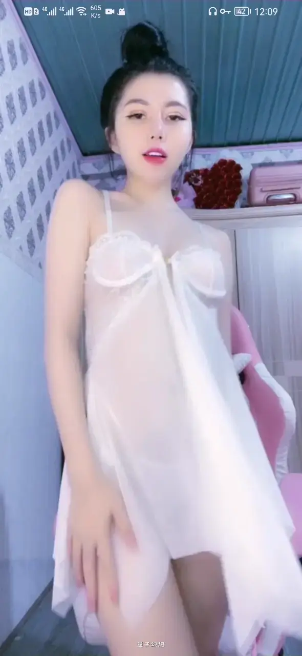 BIGO平台性感小姐姐夏姬直播精选合集[27v/3.78G]