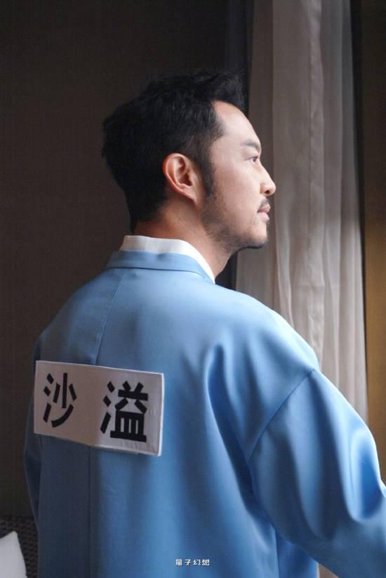 沙溢国庆假期吃胖了十斤 称重时表情大崩溃