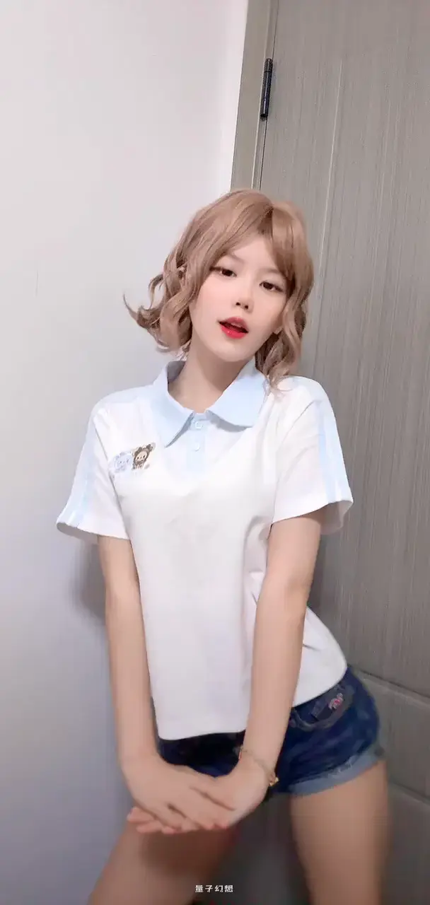 [视频] 抖音主播萱萱仙女 2025年 热舞视频合集[58V/1.91G]