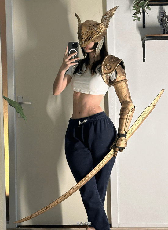 《疯狂动物城》性感朱迪COS 脱光衣服谁还不是动物